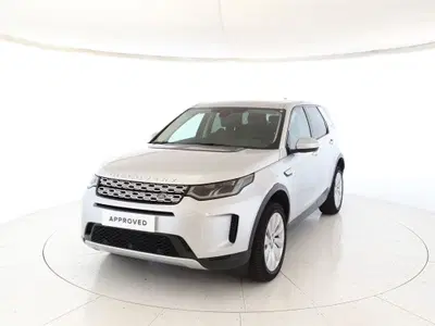 Land Rover Discovery Sport 2.0 TD4 180 CV AWD Auto SE del 2020 usata a Monza