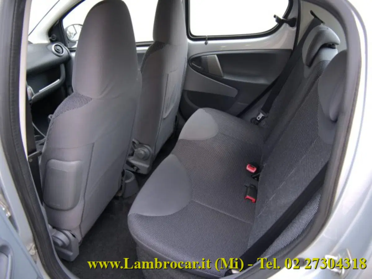 Peugeot 107 usata a Milano (5)