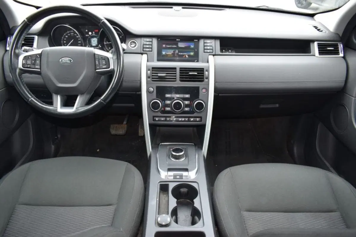 Land Rover Discovery Sport usata a Cuneo (11)