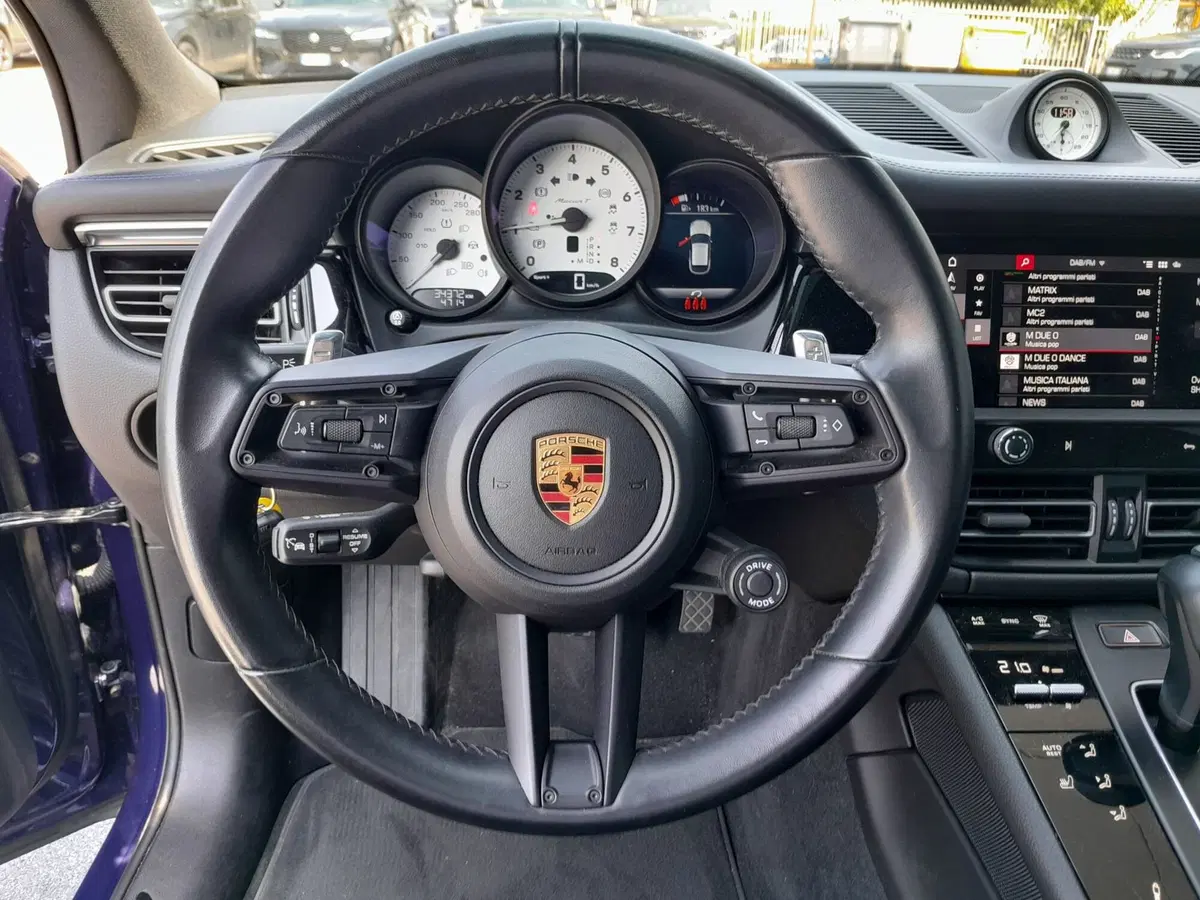 Porsche Macan usata a Cuneo (10)