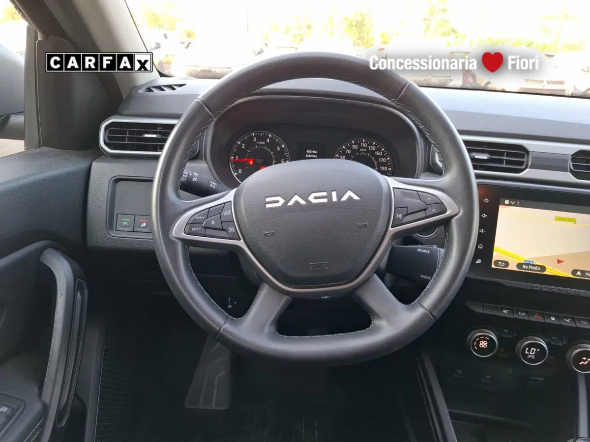 Dacia Duster usata a Latina (13)