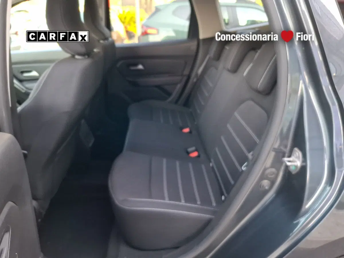 Dacia Duster usata a Latina (17)