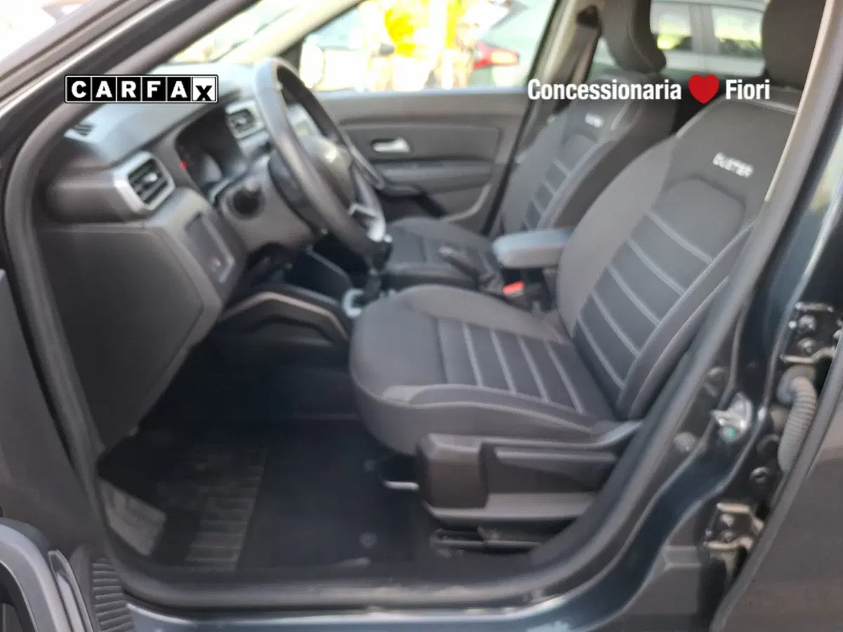 Dacia Duster usata a Latina (18)