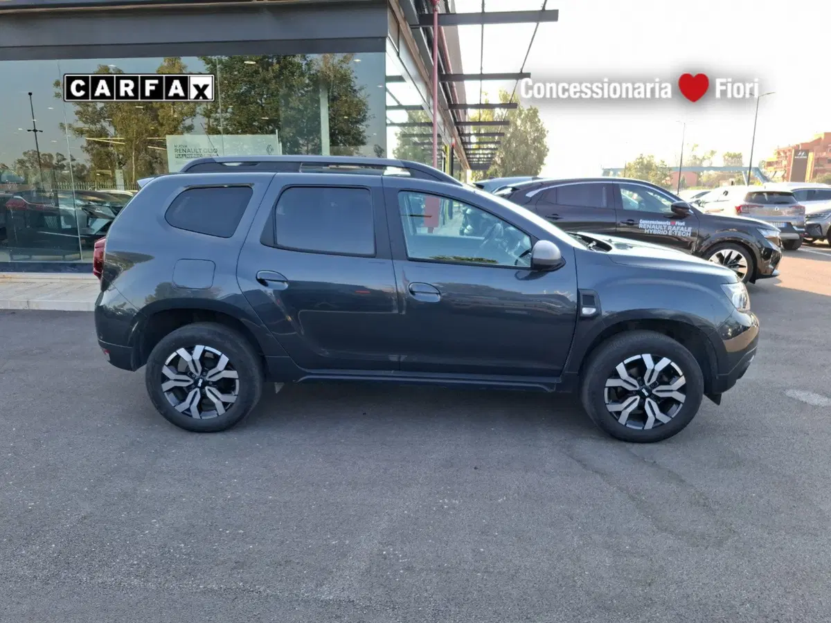 Dacia Duster usata a Latina (8)