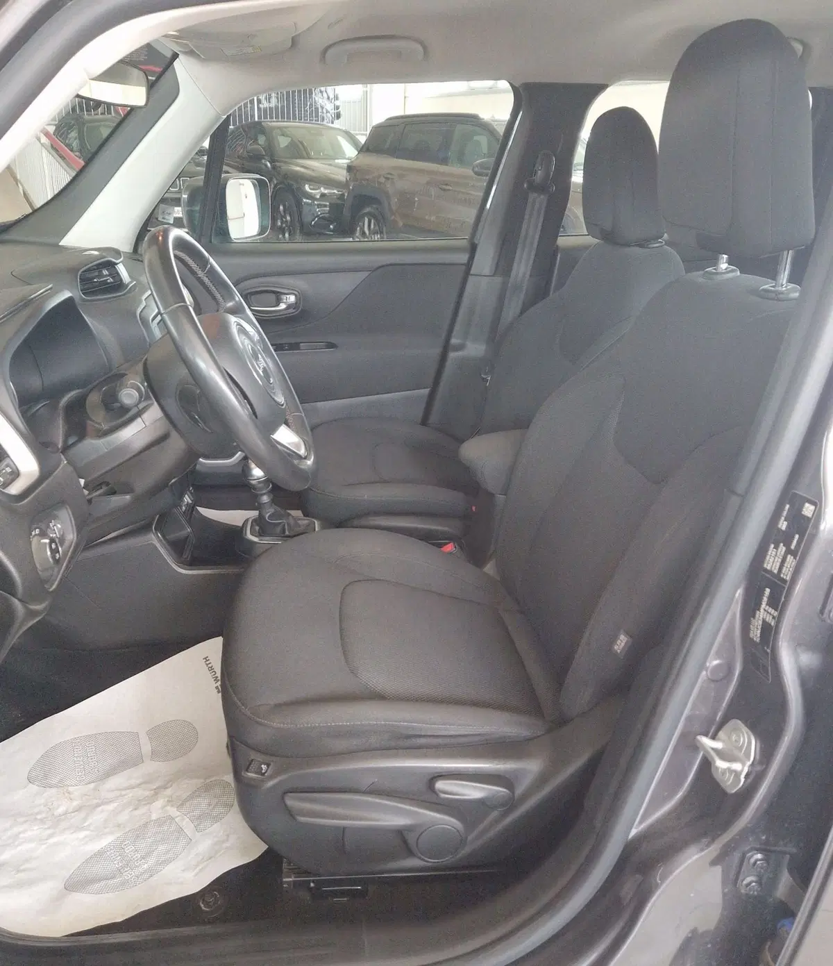 Jeep Renegade usata a Terni (7)