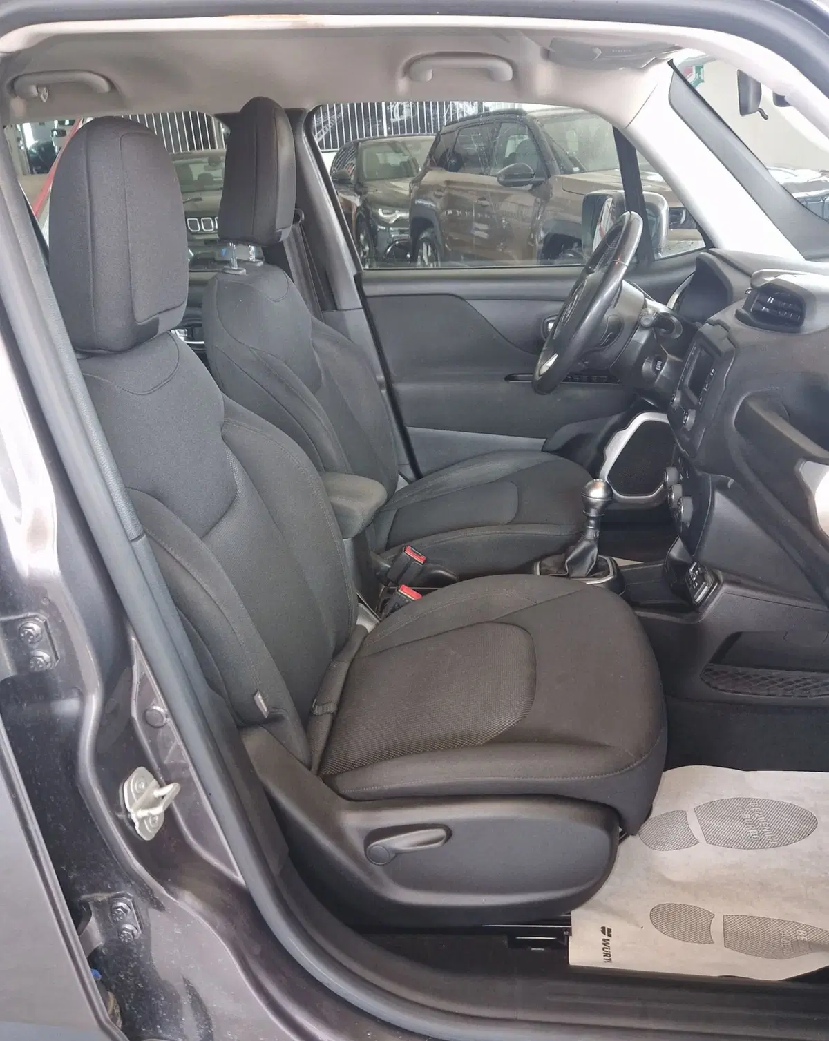 Jeep Renegade usata a Terni (8)