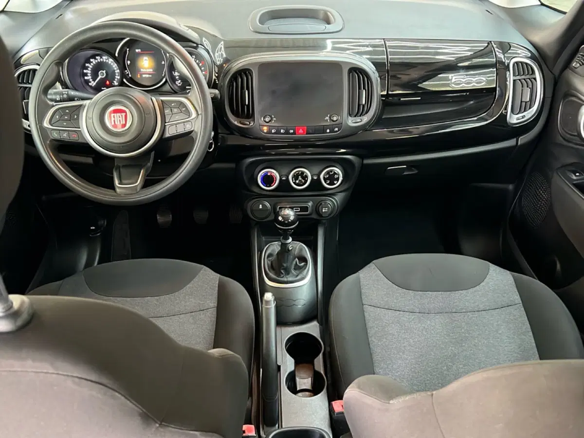 Fiat 500L usata a Roma (11)