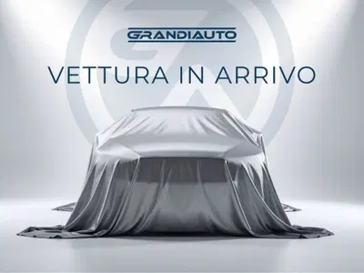 Jeep Avenger 1.2 turbo e-hybrid mhev Overland 4xe 145cv edct6 nuova a Novi Ligure