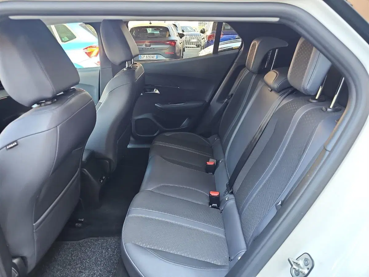 Peugeot 2008 usata a Lecco (10)