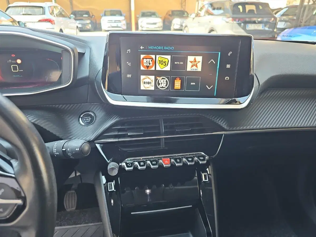 Peugeot 2008 usata a Lecco (13)
