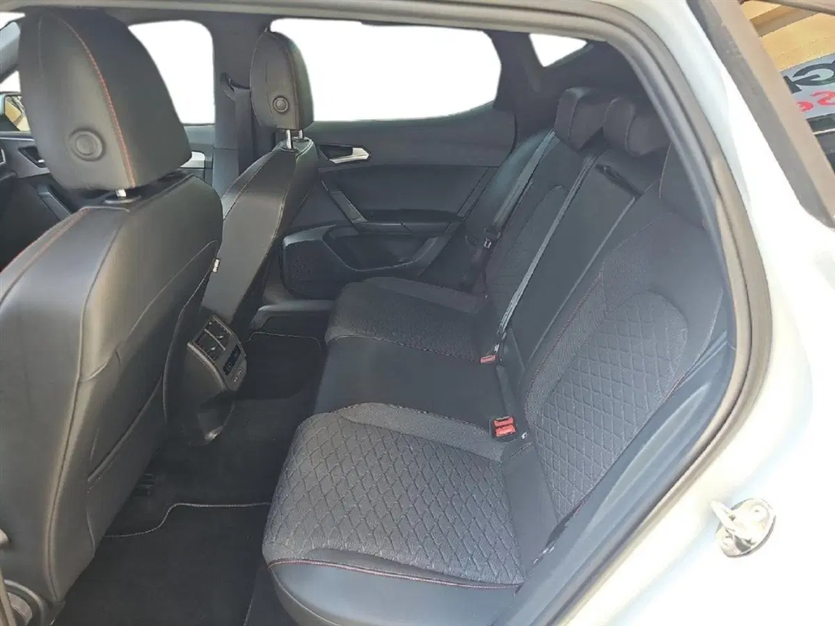 SEAT Leon usata a Lecco (12)
