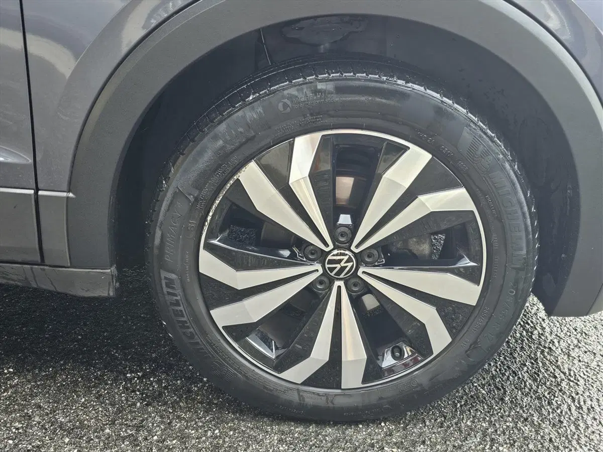 Volkswagen T-Cross usata a Lecco (16)