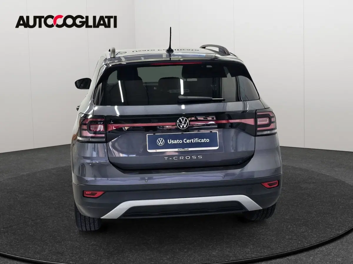 Volkswagen T-Cross usata a Lecco (3)