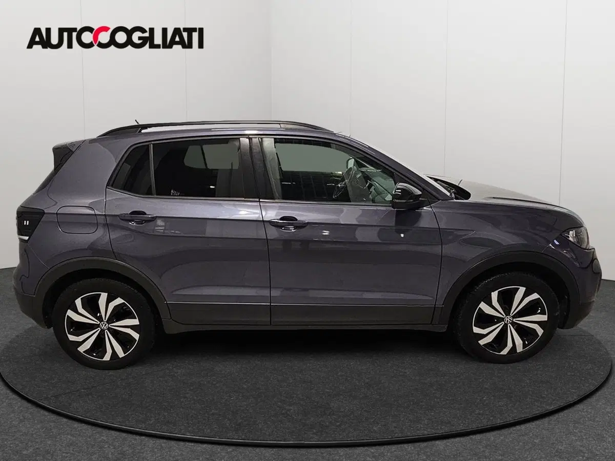 Volkswagen T-Cross usata a Lecco (6)