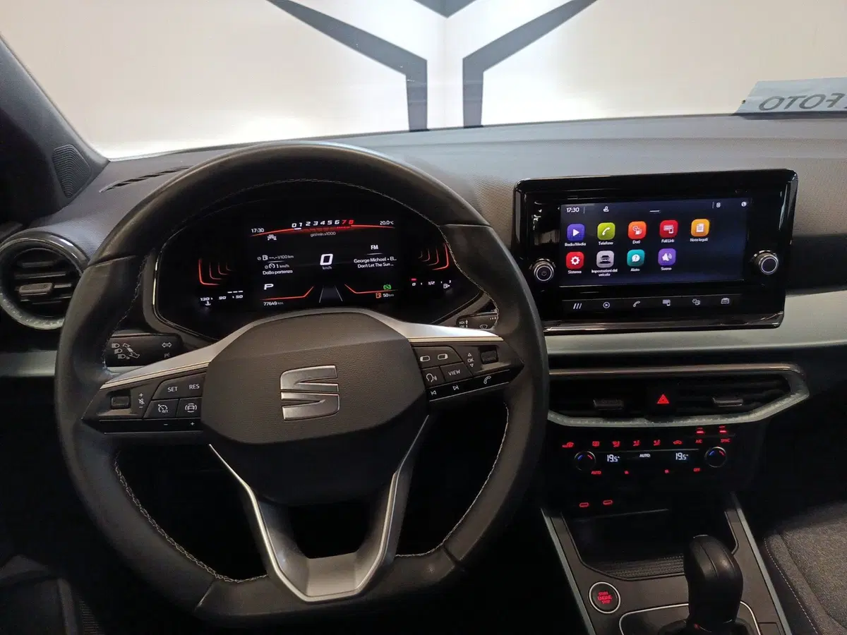 SEAT Arona usata a Varese (11)