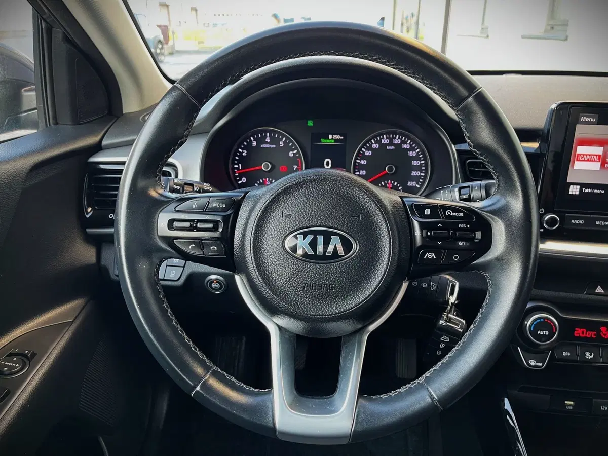 Kia Stonic usata a Ferrara (8)