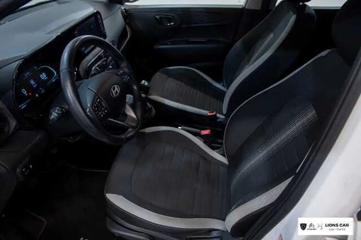 Hyundai i10 usata a Lodi (11)
