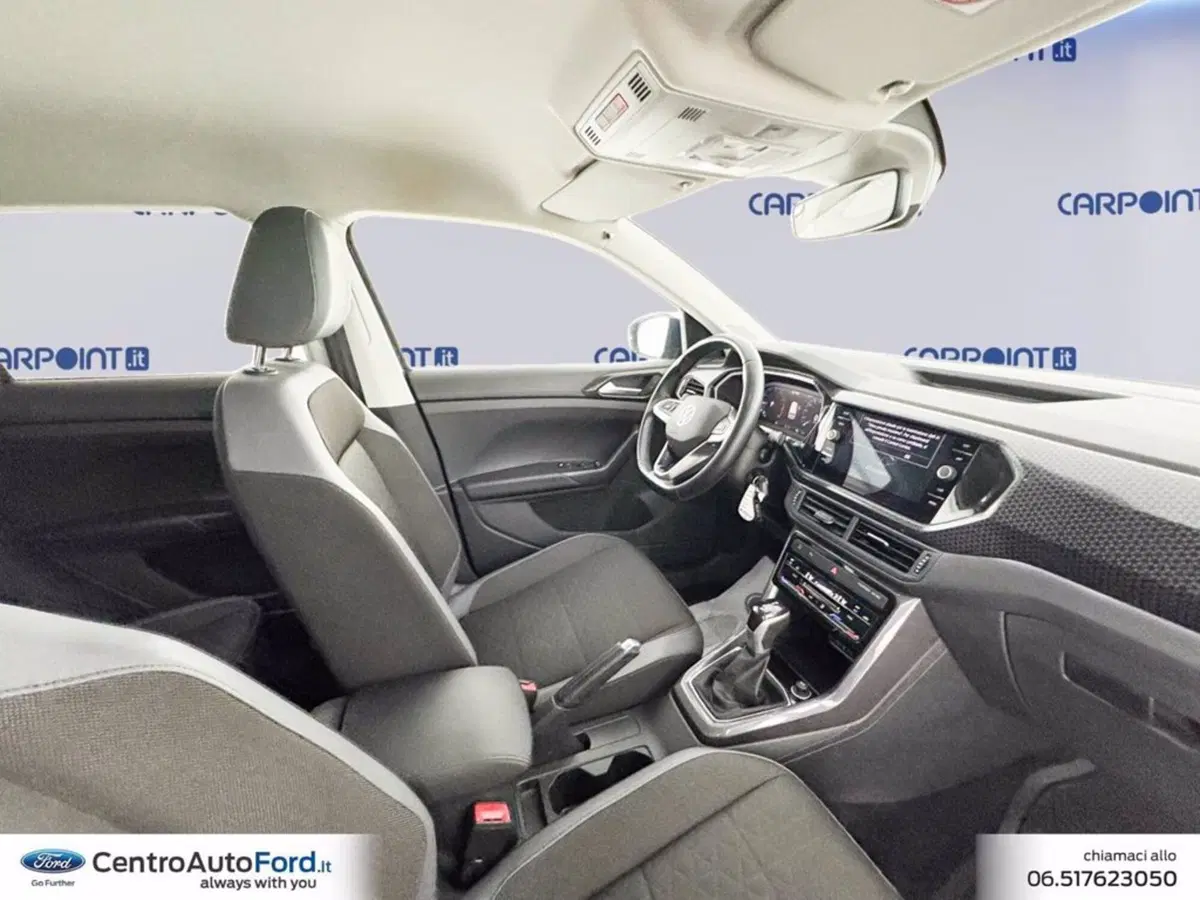 Volkswagen T-Cross usata a Roma (6)