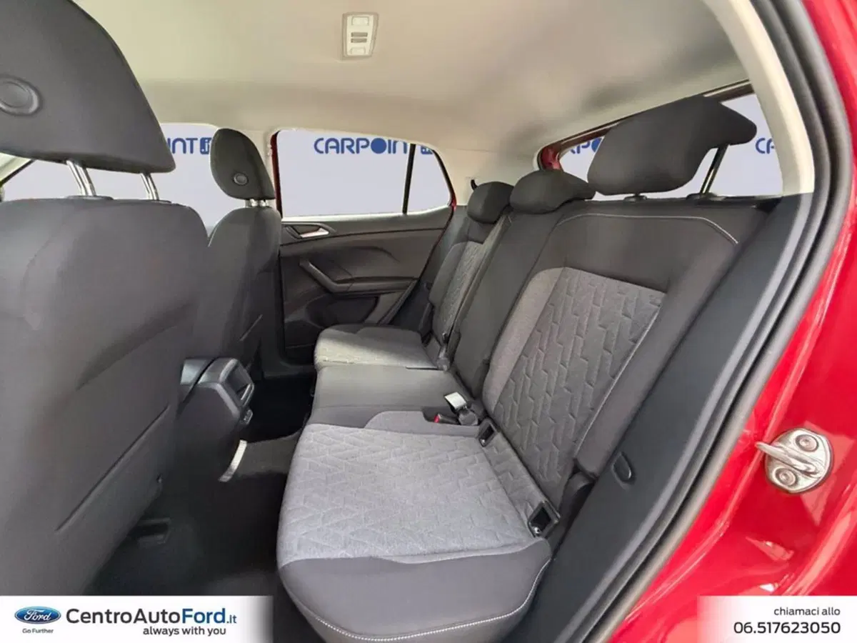 Volkswagen T-Cross usata a Roma (13)