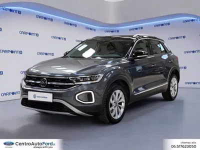 Volkswagen T-Roc 1.0 TSI Style del 2023 usata a Albano Laziale