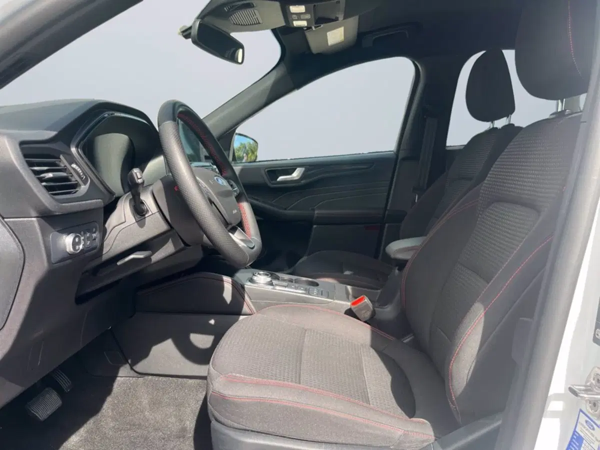 Ford Kuga usata a Milano (10)