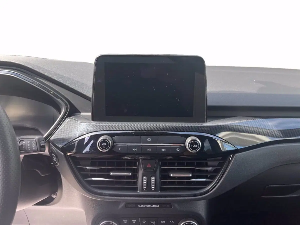 Ford Kuga usata a Milano (14)