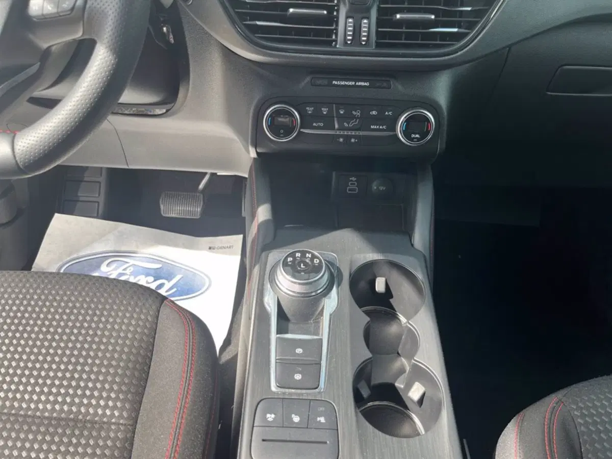 Ford Kuga usata a Milano (16)
