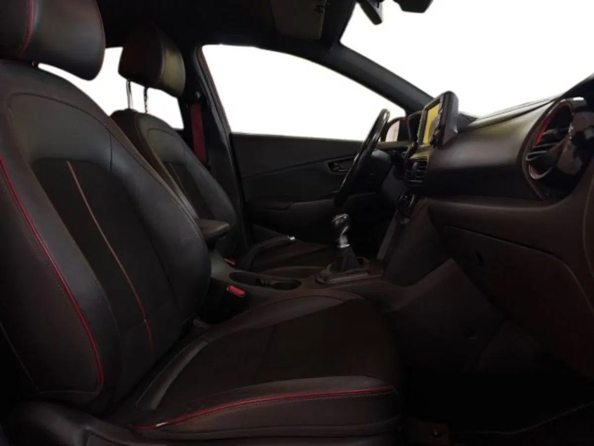 Hyundai Kona usata a Catania (10)