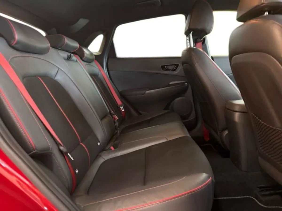 Hyundai Kona usata a Catania (11)