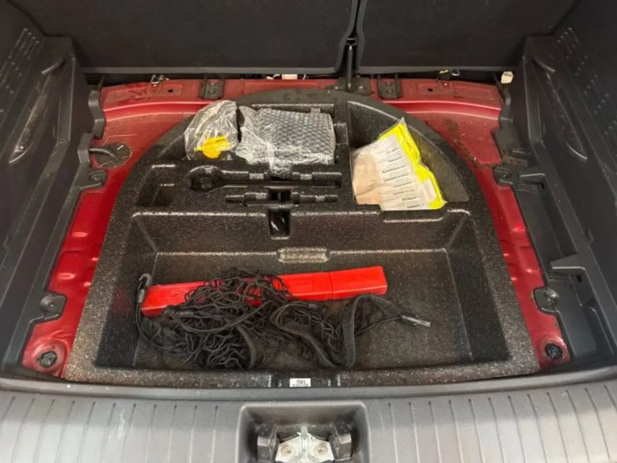 Hyundai Kona usata a Catania (13)