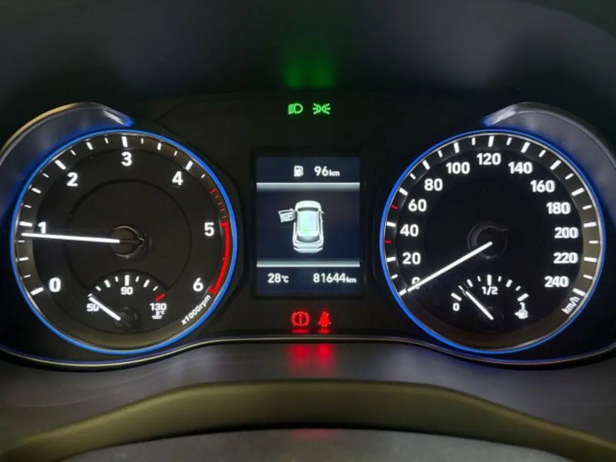 Hyundai Kona usata a Catania (16)
