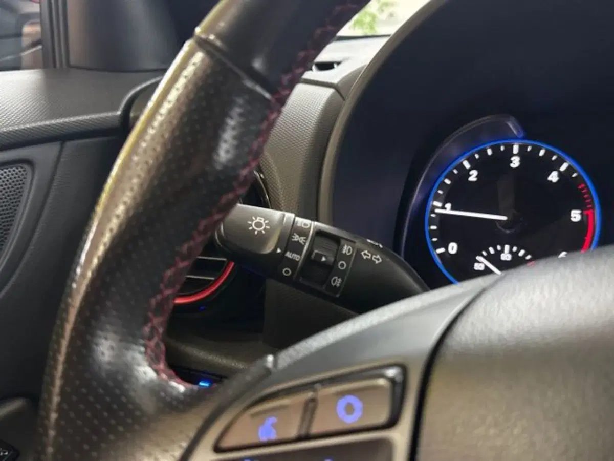 Hyundai Kona usata a Catania (19)