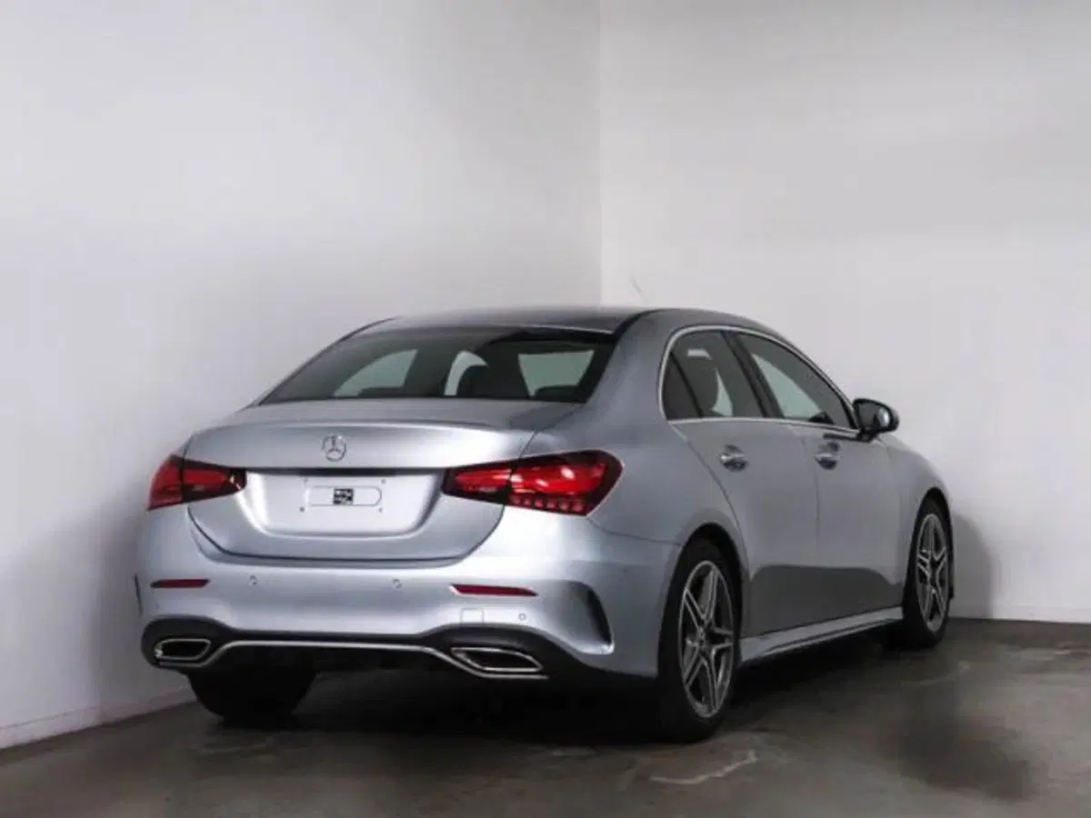 Mercedes-Benz Classe A Sedan usata a Milano (2)