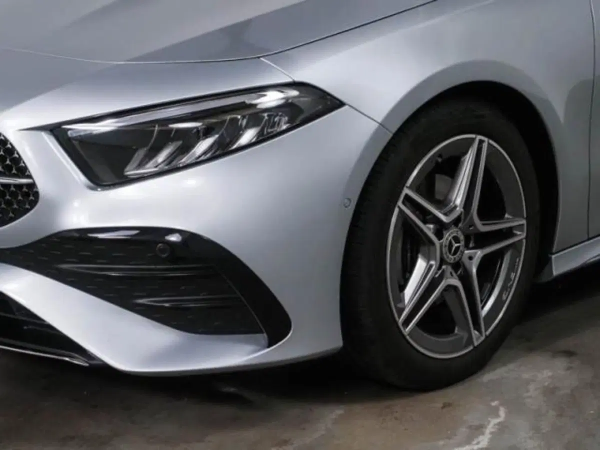 Mercedes-Benz Classe A Sedan usata a Milano (3)