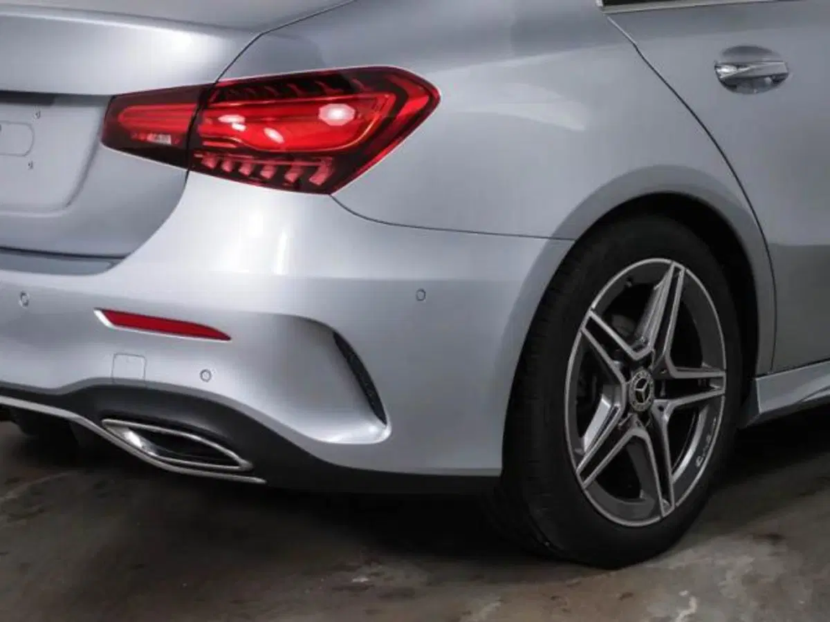 Mercedes-Benz Classe A Sedan usata a Milano (4)