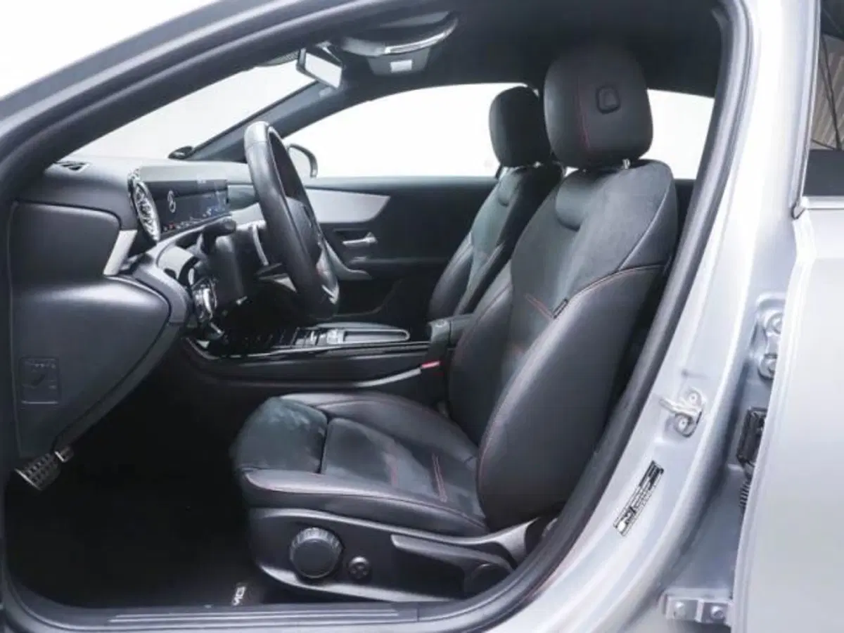 Mercedes-Benz Classe A Sedan usata a Milano (6)