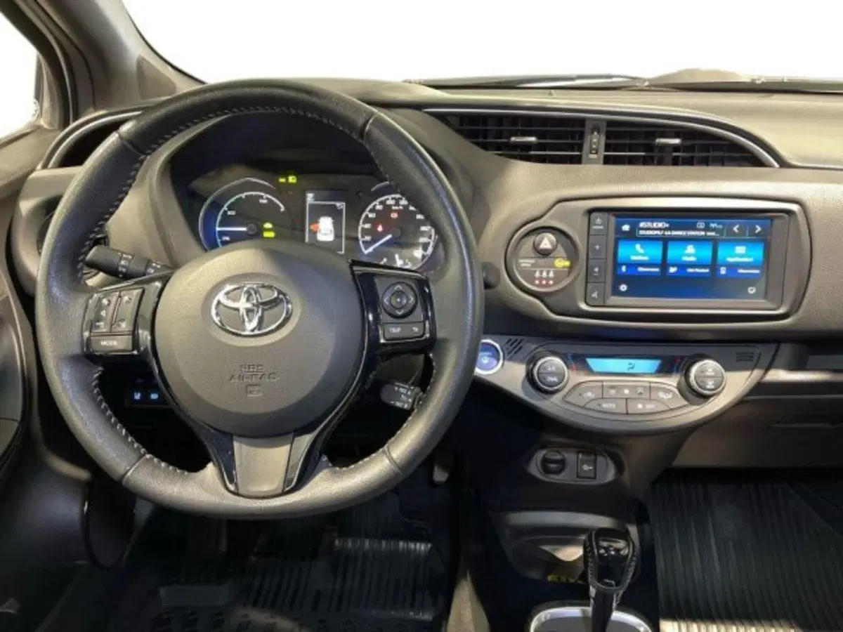 Toyota Yaris usata a Ancona (10)