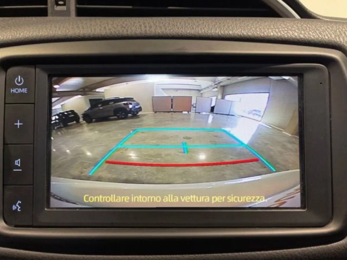 Toyota Yaris usata a Ancona (18)