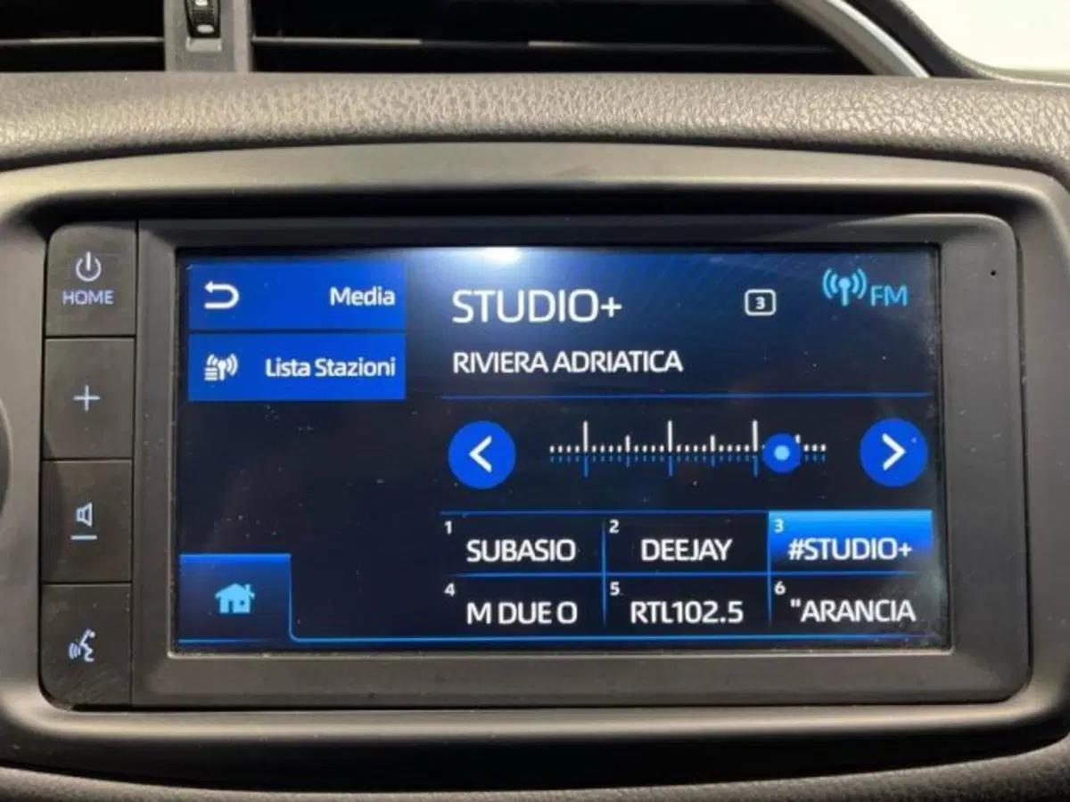 Toyota Yaris usata a Ancona (19)