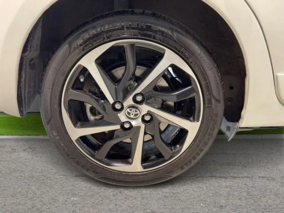 Toyota Yaris usata a Ancona (8)