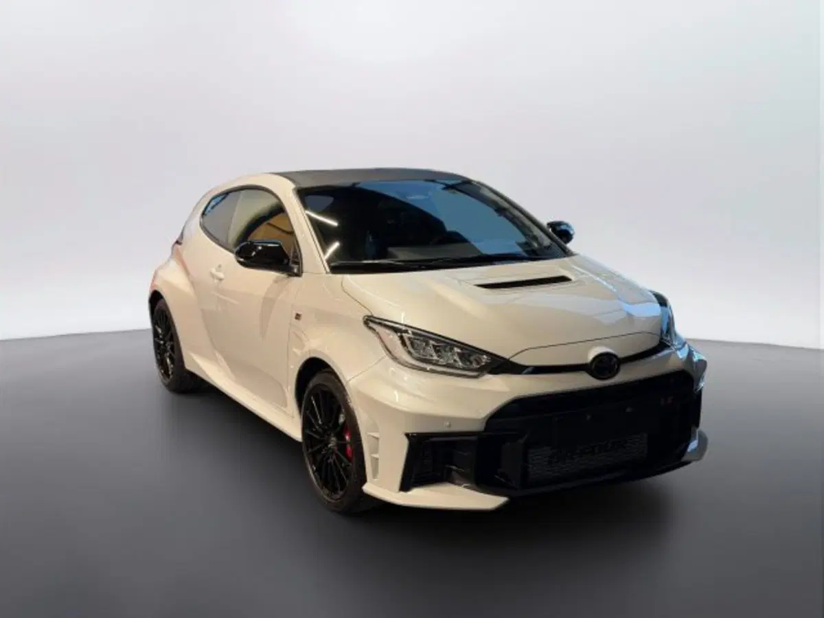 Toyota GR Yaris nuova a Teramo (13)