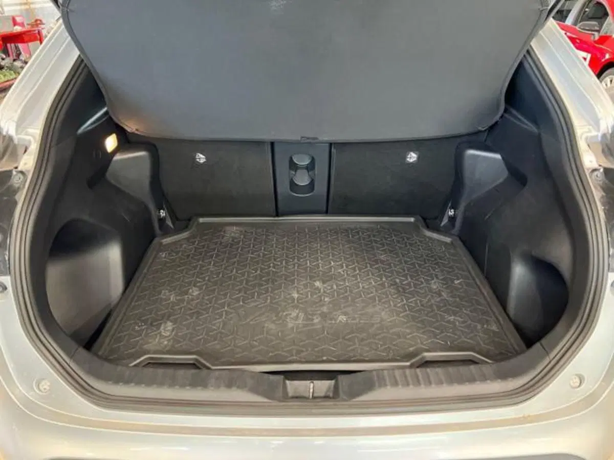 Toyota Yaris Cross usata a Vercelli (11)