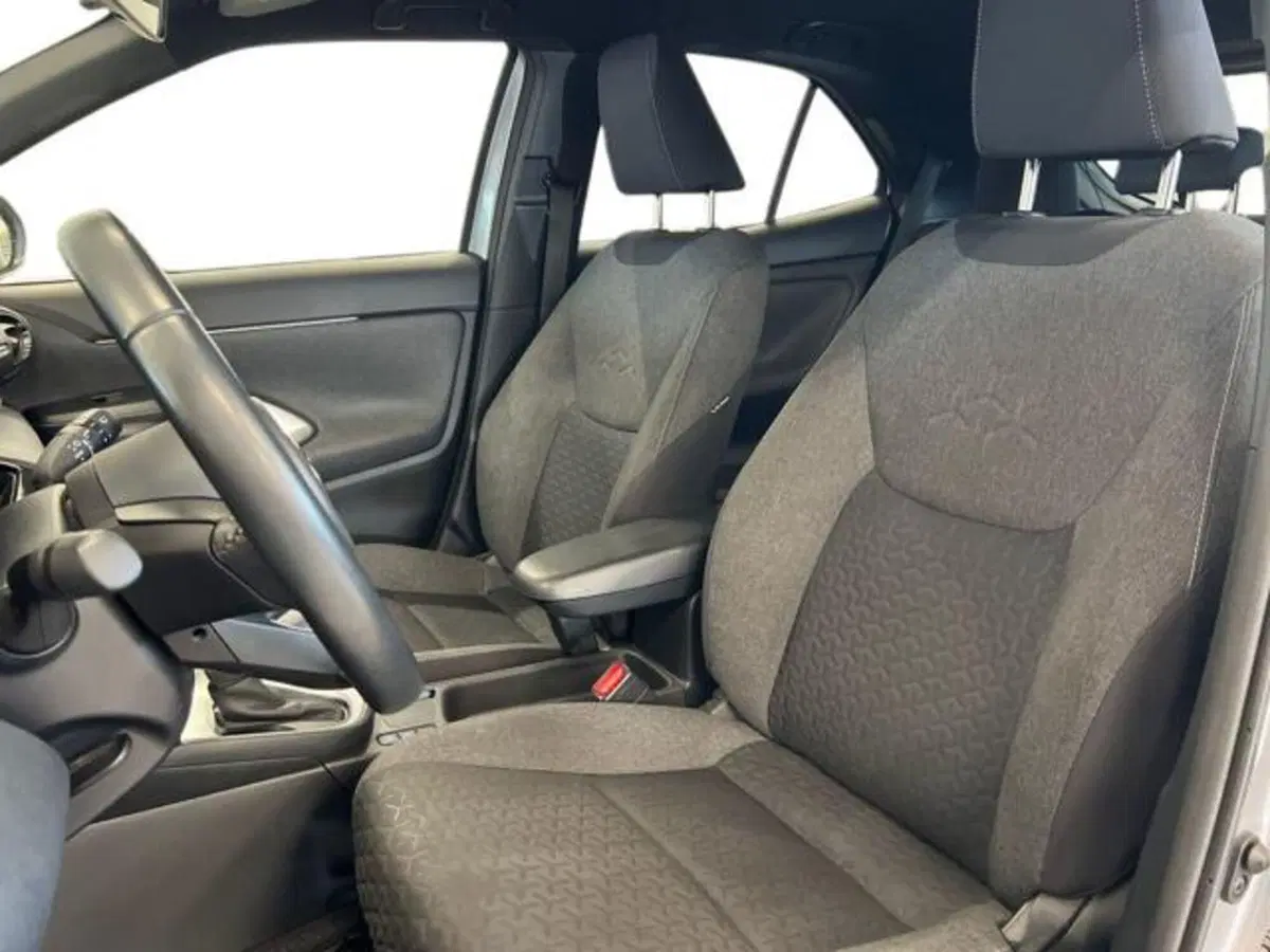 Toyota Yaris Cross usata a Vercelli (7)