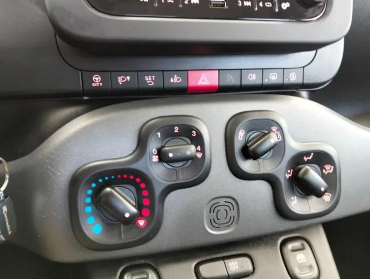 Fiat Panda usata a Como (12)