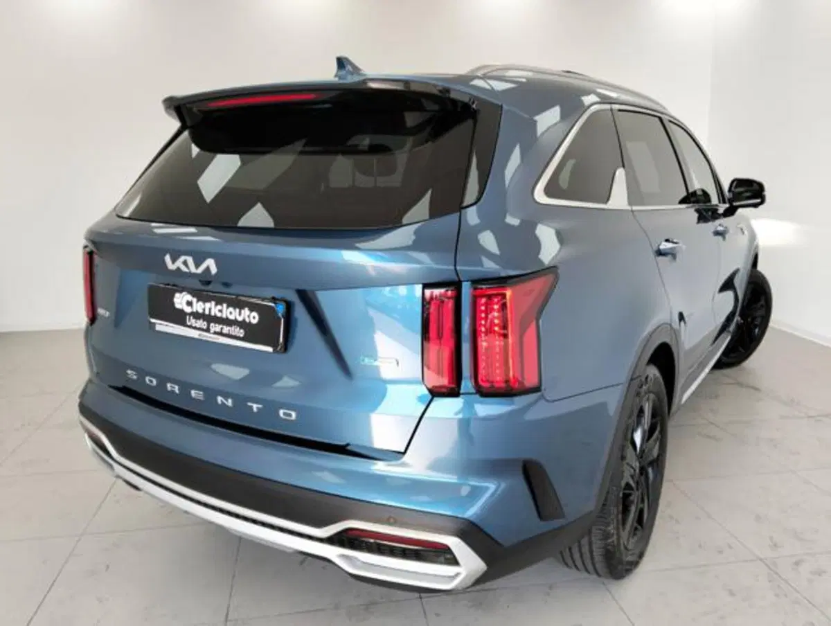 Kia Sorento usata a Como (2)