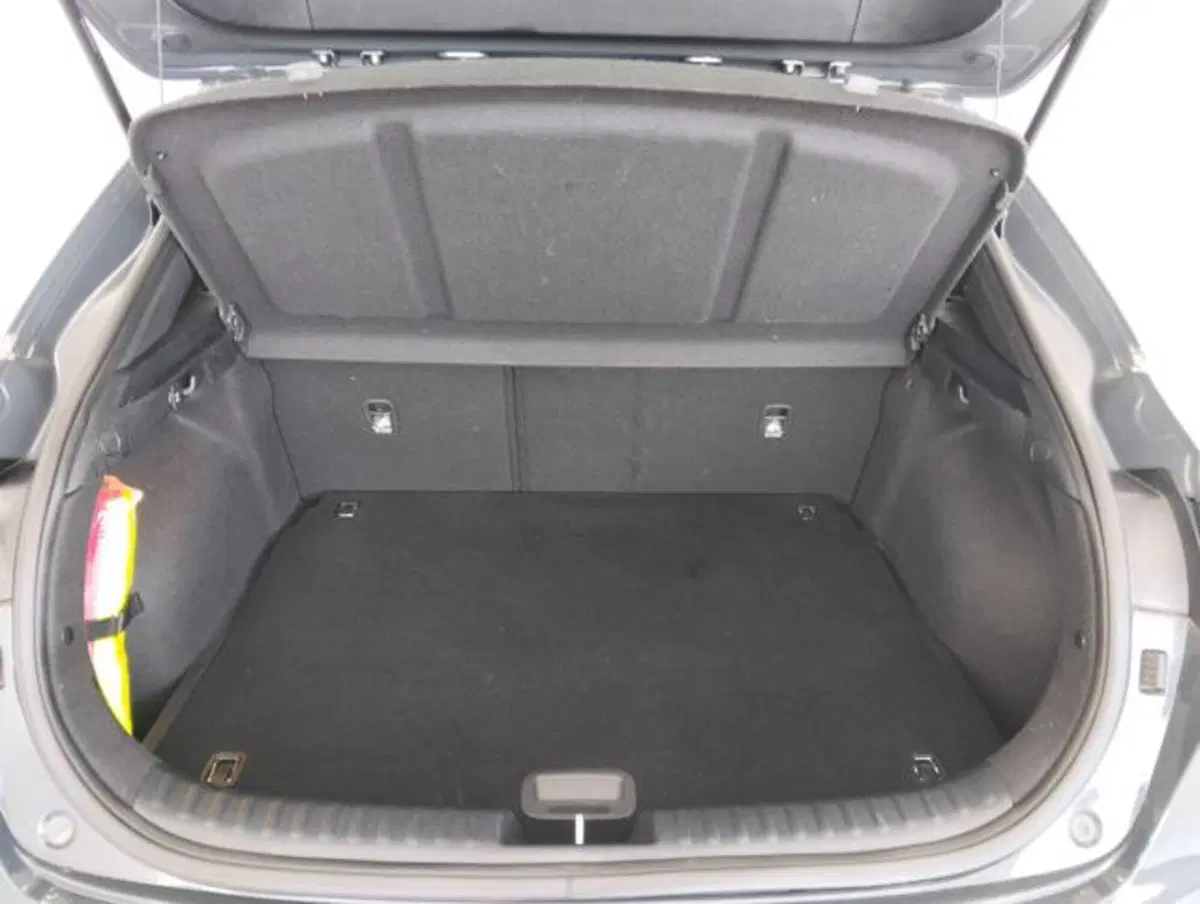 Kia XCeed usata a Como (17)