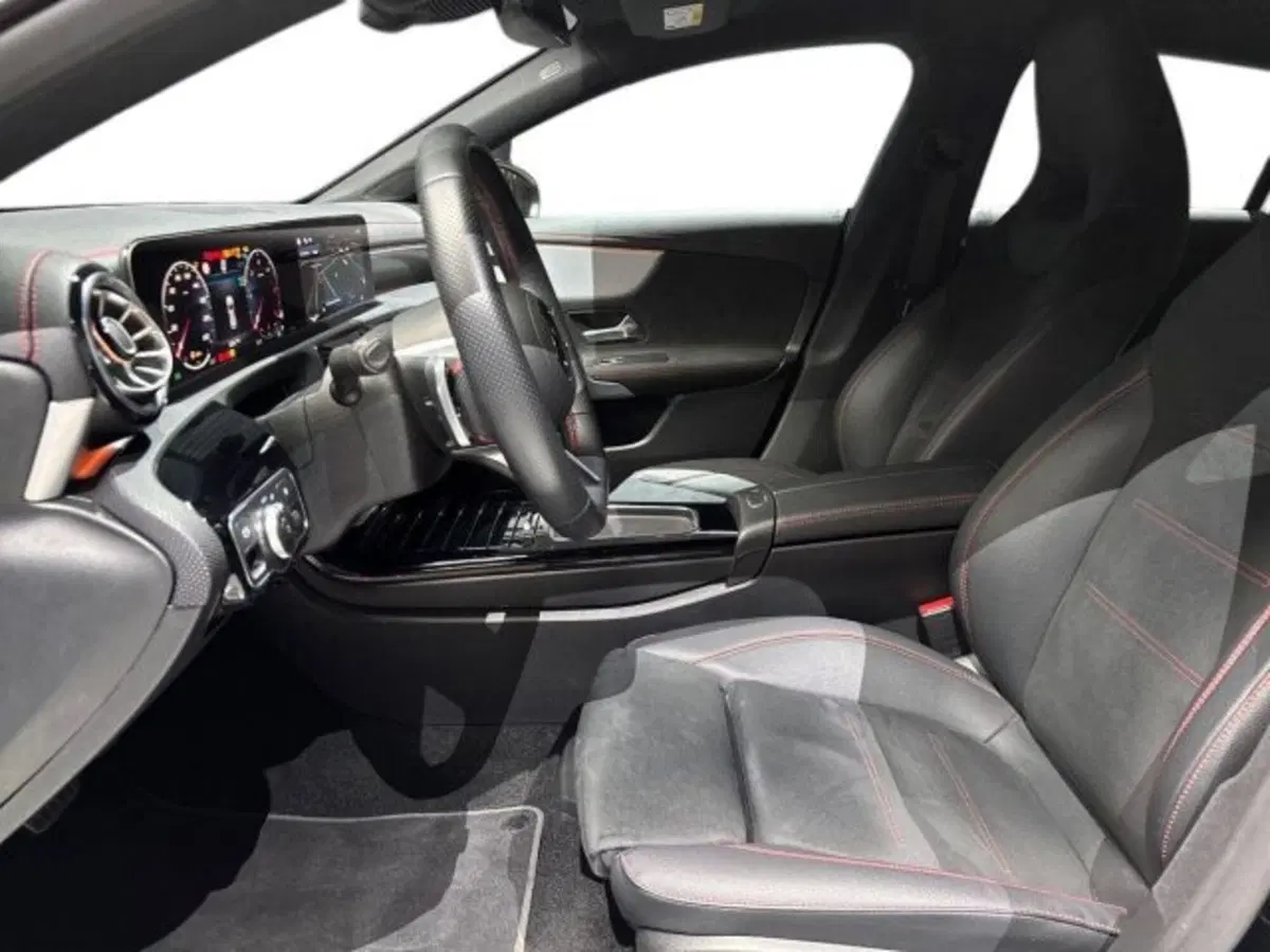 Mercedes-Benz CLA Shooting Brake usata a Bologna (10)