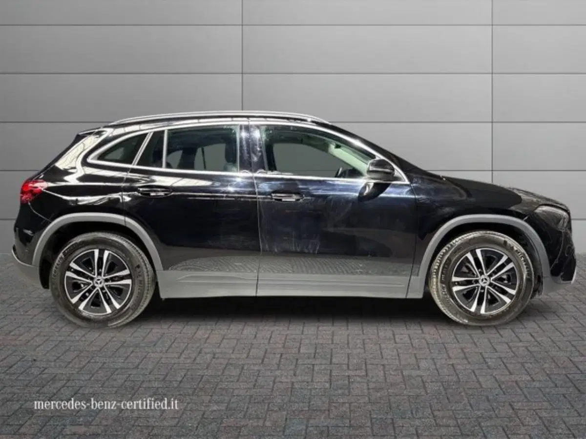 Mercedes-Benz GLA SUV usata a Bologna (5)