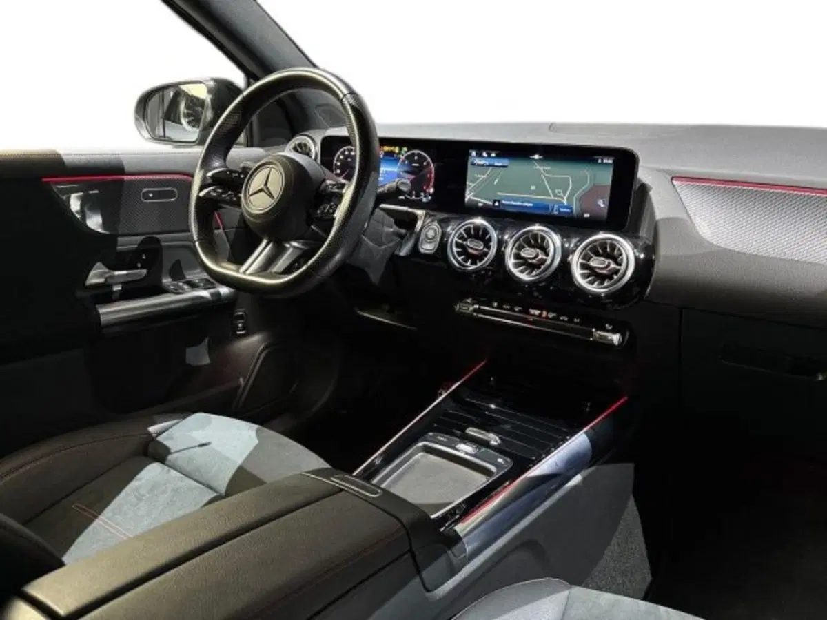 Mercedes-Benz GLA SUV usata a Bologna (15)
