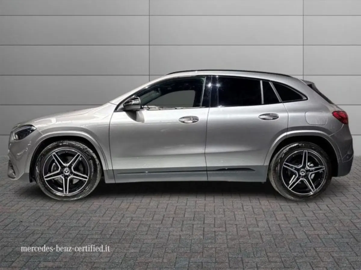 Mercedes-Benz GLA SUV usata a Bologna (6)